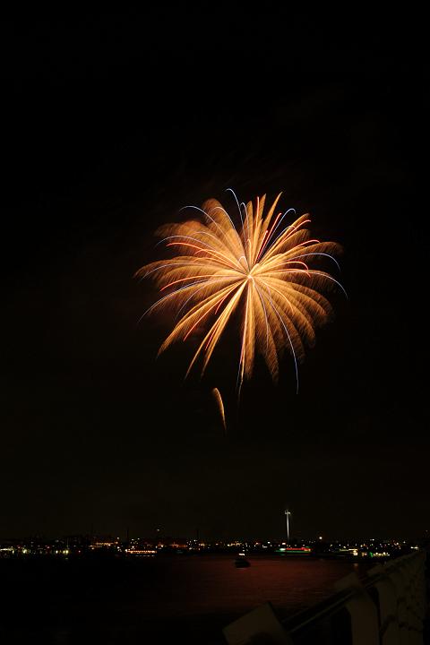 080801_200445_0.jpg