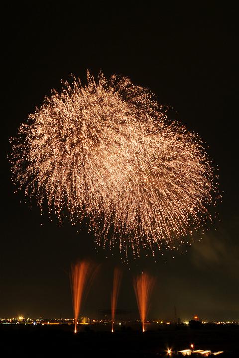 080807_202300_0.jpg