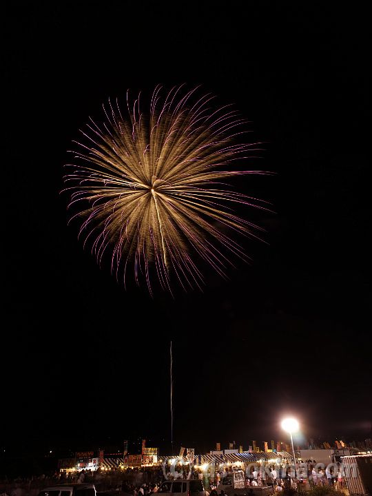 150816_200556_v.jpg