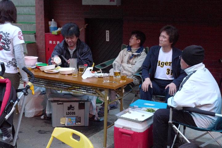 090502_182723_0.jpg