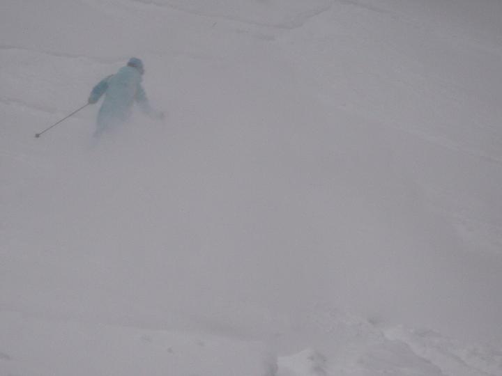 090102_112202_0.jpg