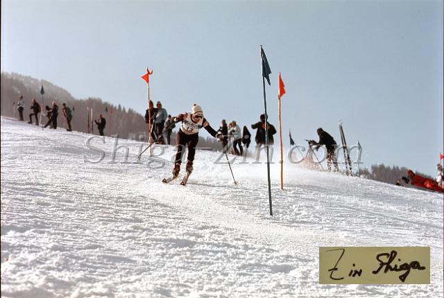 r0000025010.jpg
