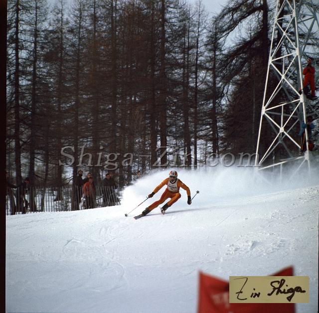 r0000066032.jpg