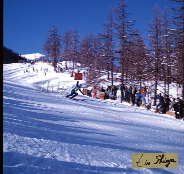 r0000069009.jpg