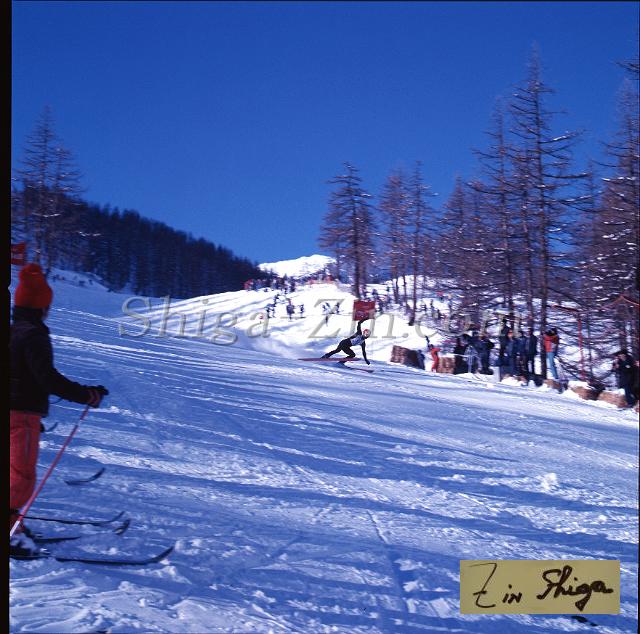 r0000069010.jpg