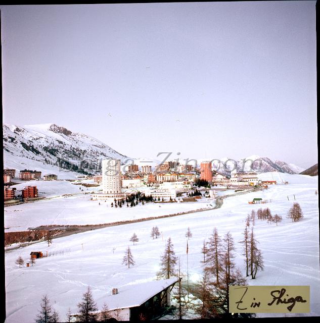 r0000087036.jpg