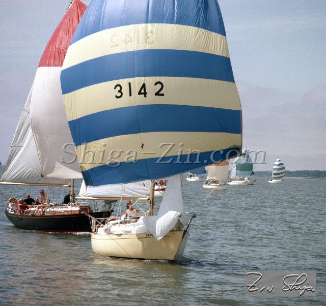 r0000174112.jpg