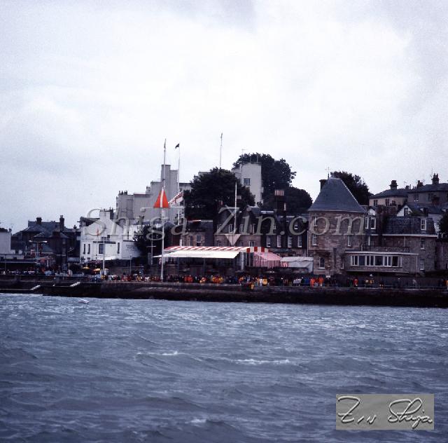 r0000179105.jpg