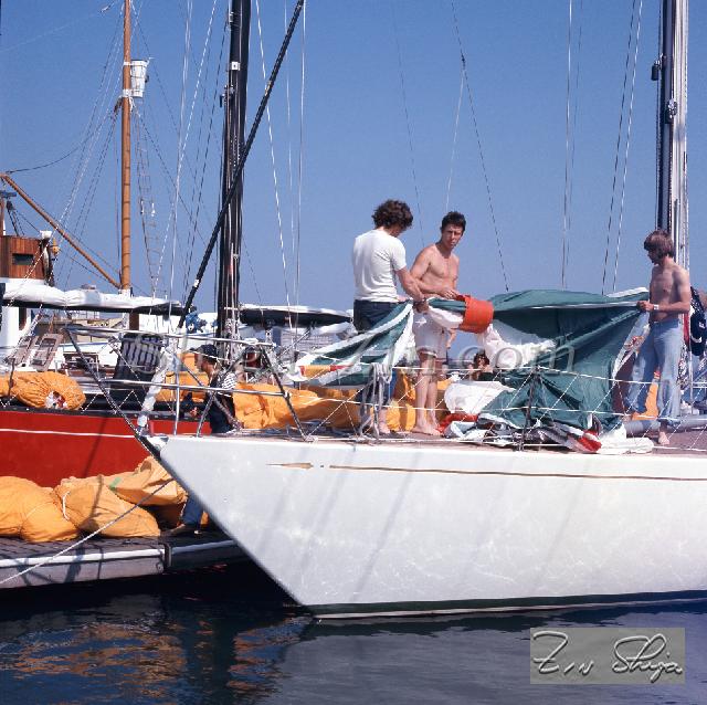 r0000179119.jpg